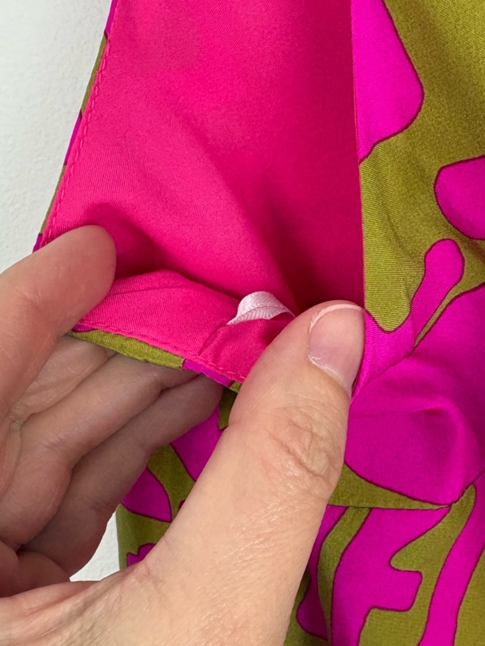 Alice & Trixie Pink & Olive Graphic Sleeveless Shift Dress 100% silk sz Med mod - Picture 3 of 9